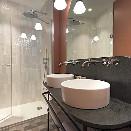 Gramont 4* 파리